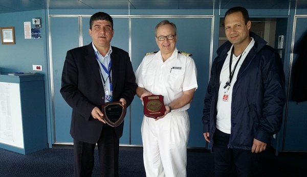 Seabourn S