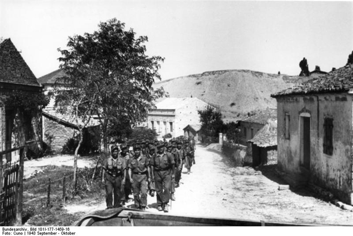 Corfu German troop
