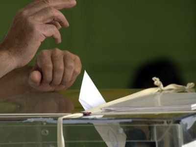 http://corfupress.com/news/images/stories/kalpi_psifoforia_10.jpg