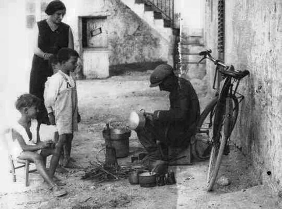 Τα παραδοσιακά επαγγέλματα του χθες στην Κέρκυρα (vol.2) - CorfuPress.com