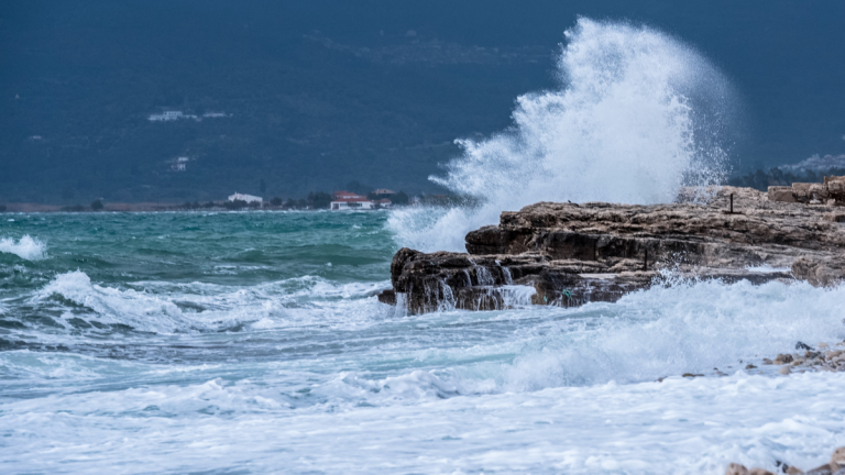 MeteoCorfu | Λίγες πρωινές μπόρες την Τρίτη