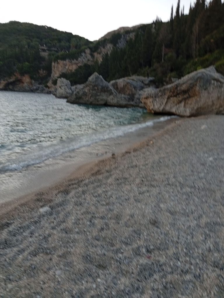 Απεγκλωβισμός τραυματία μετά από ατύχημα στους Λιαπάδες