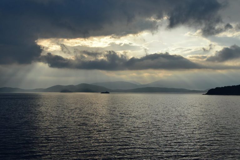 Bόρειο Ιόνιο: Αξιόλογες βροχές την Κυριακή